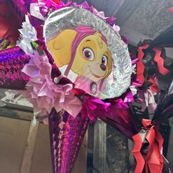 Skye Paw Patrol 3D Star Pinata