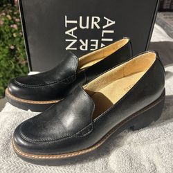 Black and Tan Naturalizers 