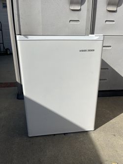 Office Mini Fridge 