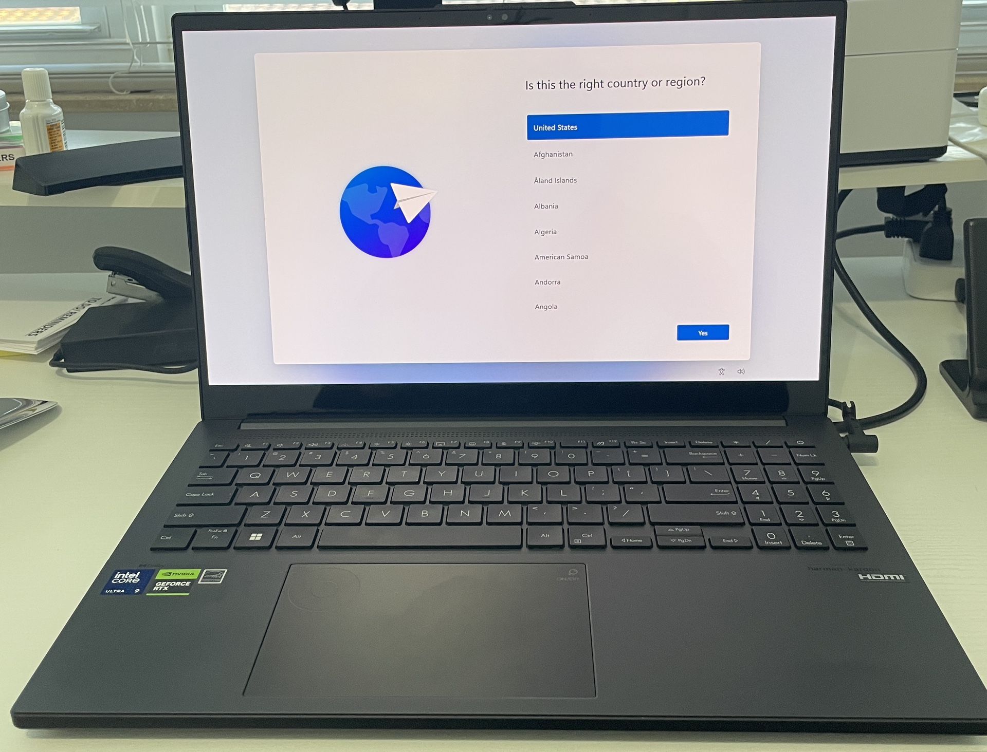 ASUS Vivobook Pro 15 OLED – Intel Core Ultra 9, 24GB RAM, RTX 3050, 2TB SSD – Barely Used + Charger Included
