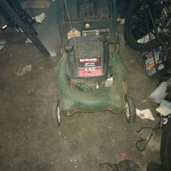 Yard Machine 22" Cut Side Discharge 4.5hp Engine 190cc