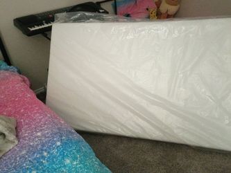 Still in bag new twin cool plush light weight mattress