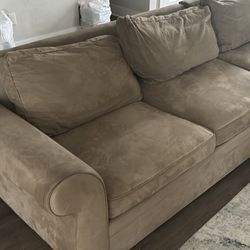 COUCH NEED GOIN ASAP