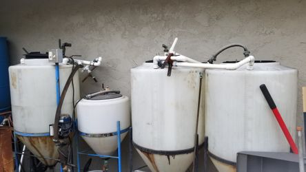 Biodiesel processing equipment