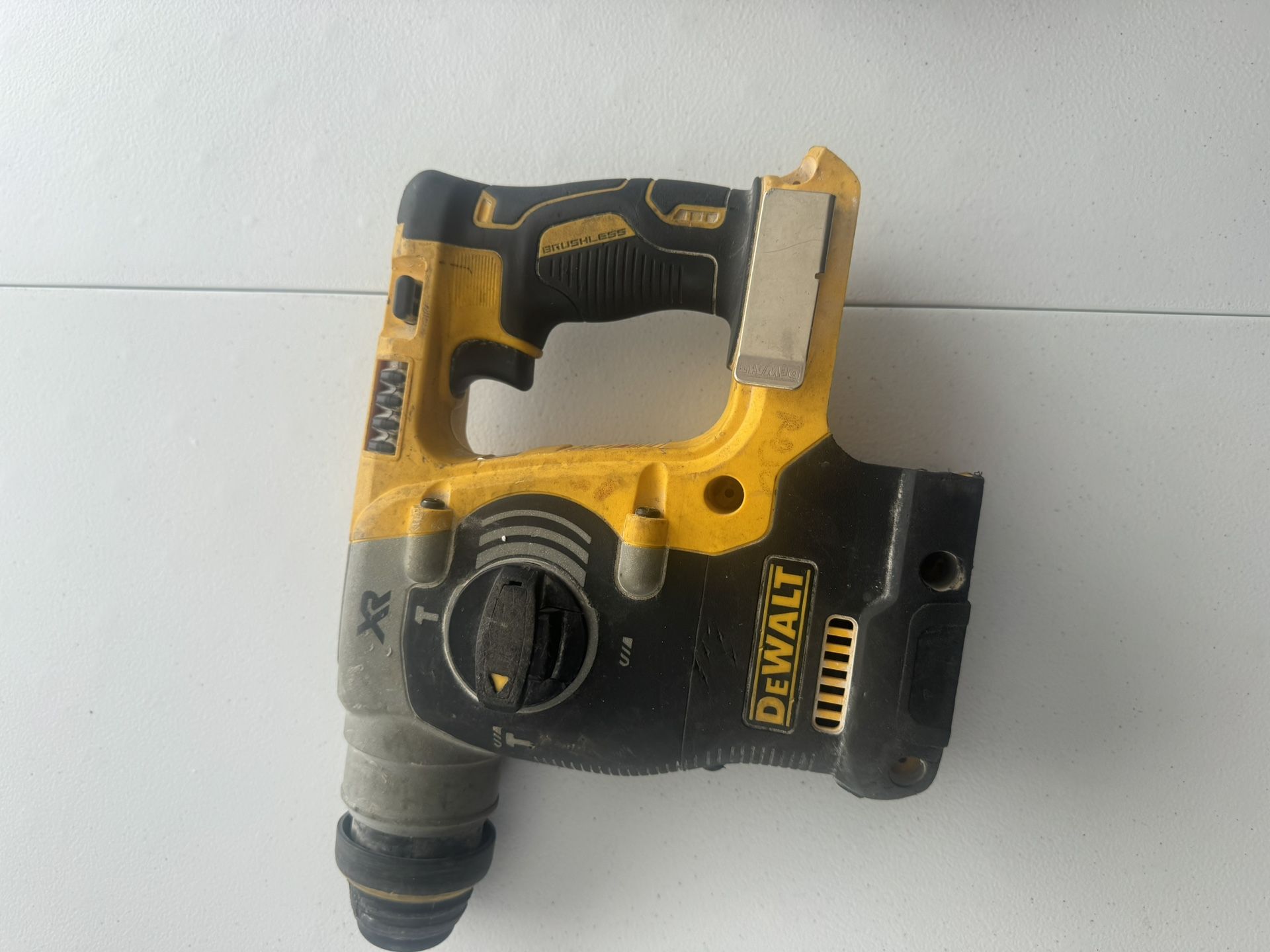 DEWALT rotary hammer drill