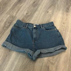 Refuge denim blue  Mom shorts size 7