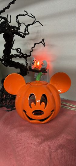 Disney Mickey Mouse Halloween Pumpkin Lantern