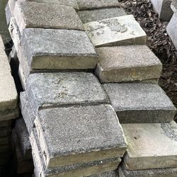 Pavers/retaining Blocks