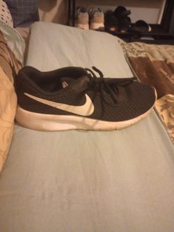 Nike Women's Black 