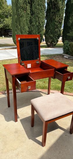 Vanity Desk: H: 30, W:36, D:18