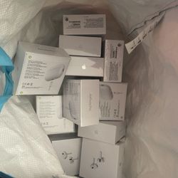 Apple airpod 2’s USB-C