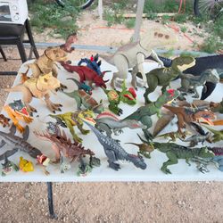 Large Lot of Dinosaur Action Figures