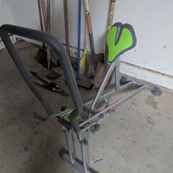 Star Uno Ab Squat Machine