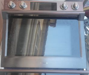 Samsung Double Wall Oven + Samsung Over-the-Range Microwave — Premium Applianùice Set