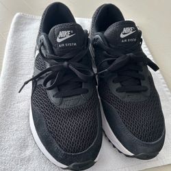 Men’s Nike AirMax shoes