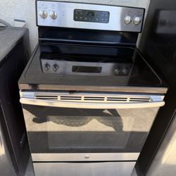 GE Glass Top Stove Electric 