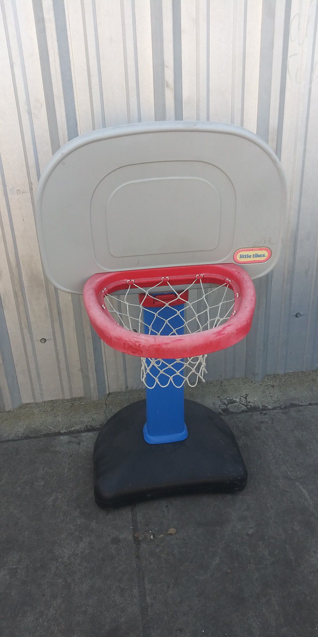 Kids basketball court toys