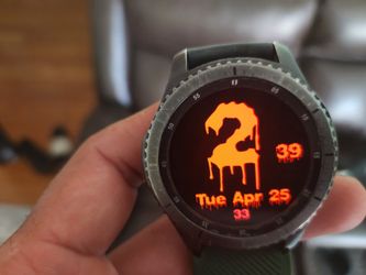 Powerbeats Pro And Gear S3 Frontier Combo