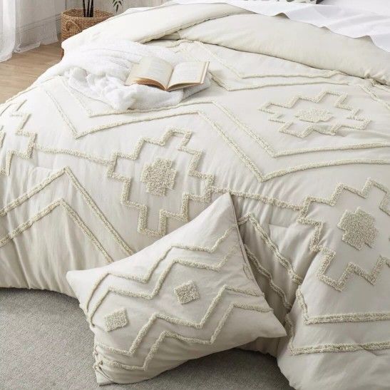 NEW Anthropologie Cream Boho Queen / King Size Tassel Comforter Blanket Bedding Sham Set