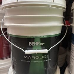 Behr Marquee Exterior Semi Gloss White
