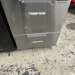Fisher And Paykal Double Drawer Dishwasher In Stainless Steel New Open Box