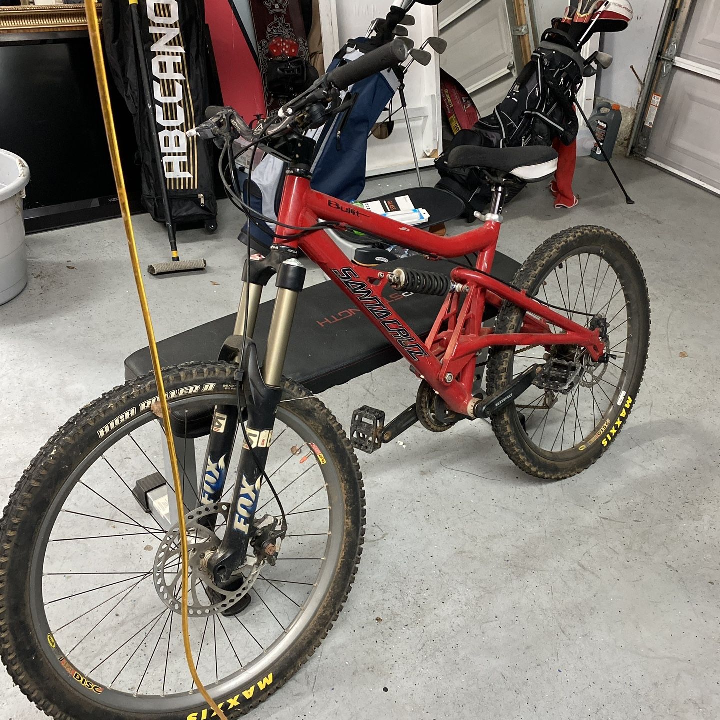 Santa Cruz Bullit Downhill Mountain Bike for Sale in San Diego CA OfferUp