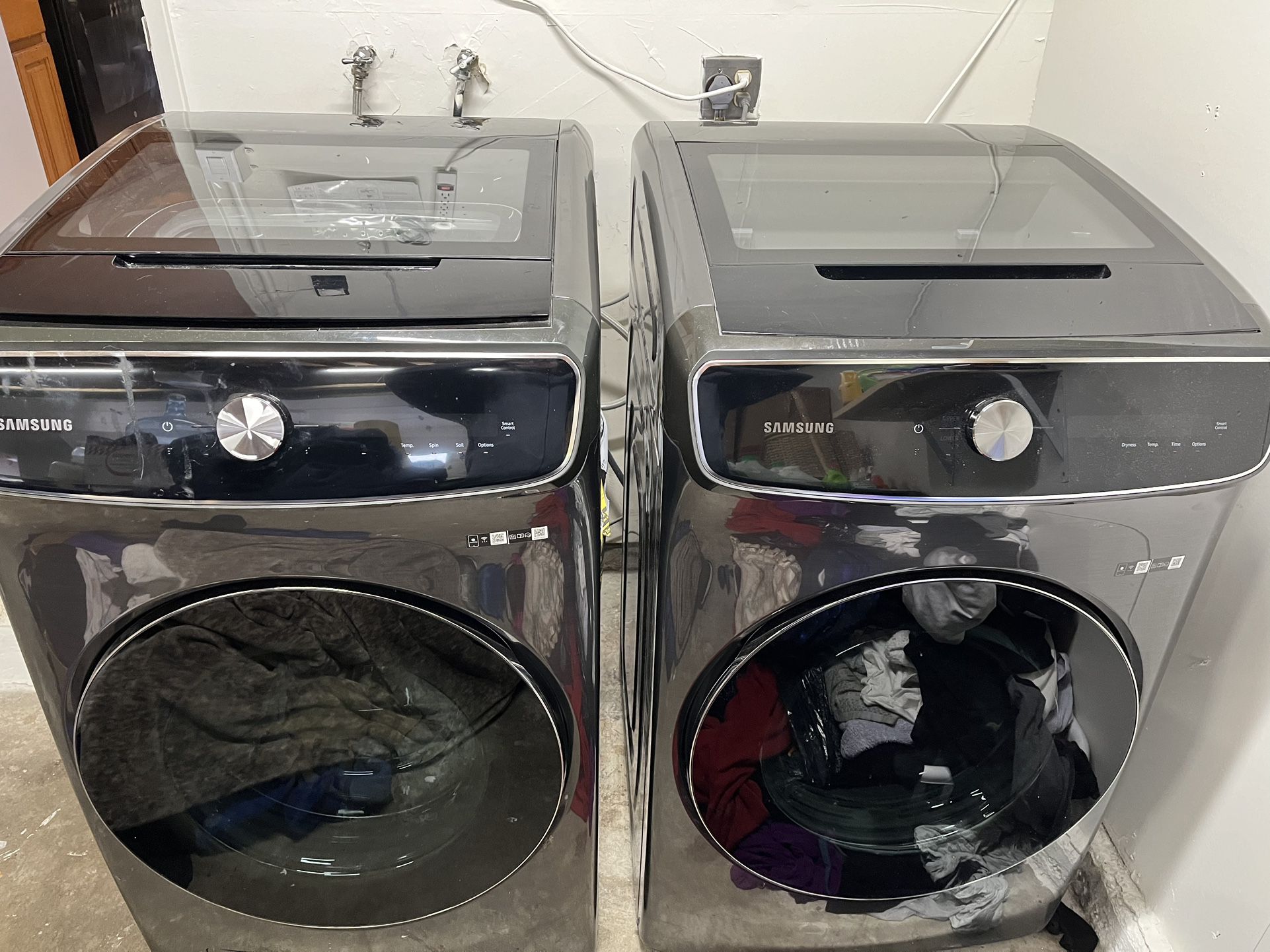 Samsung Smart High-Efficiency Washer And Dryer