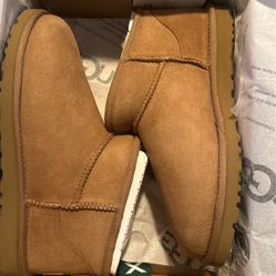 Ugg Classic Ultra Mini Size 8 In Mens 