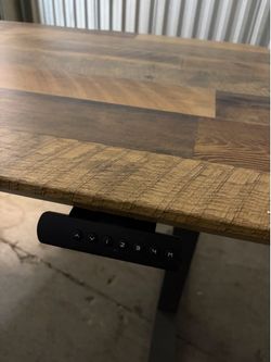 Electric table