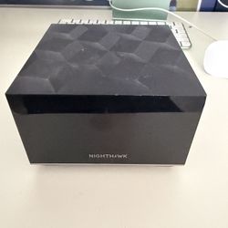 Nighthawk Router