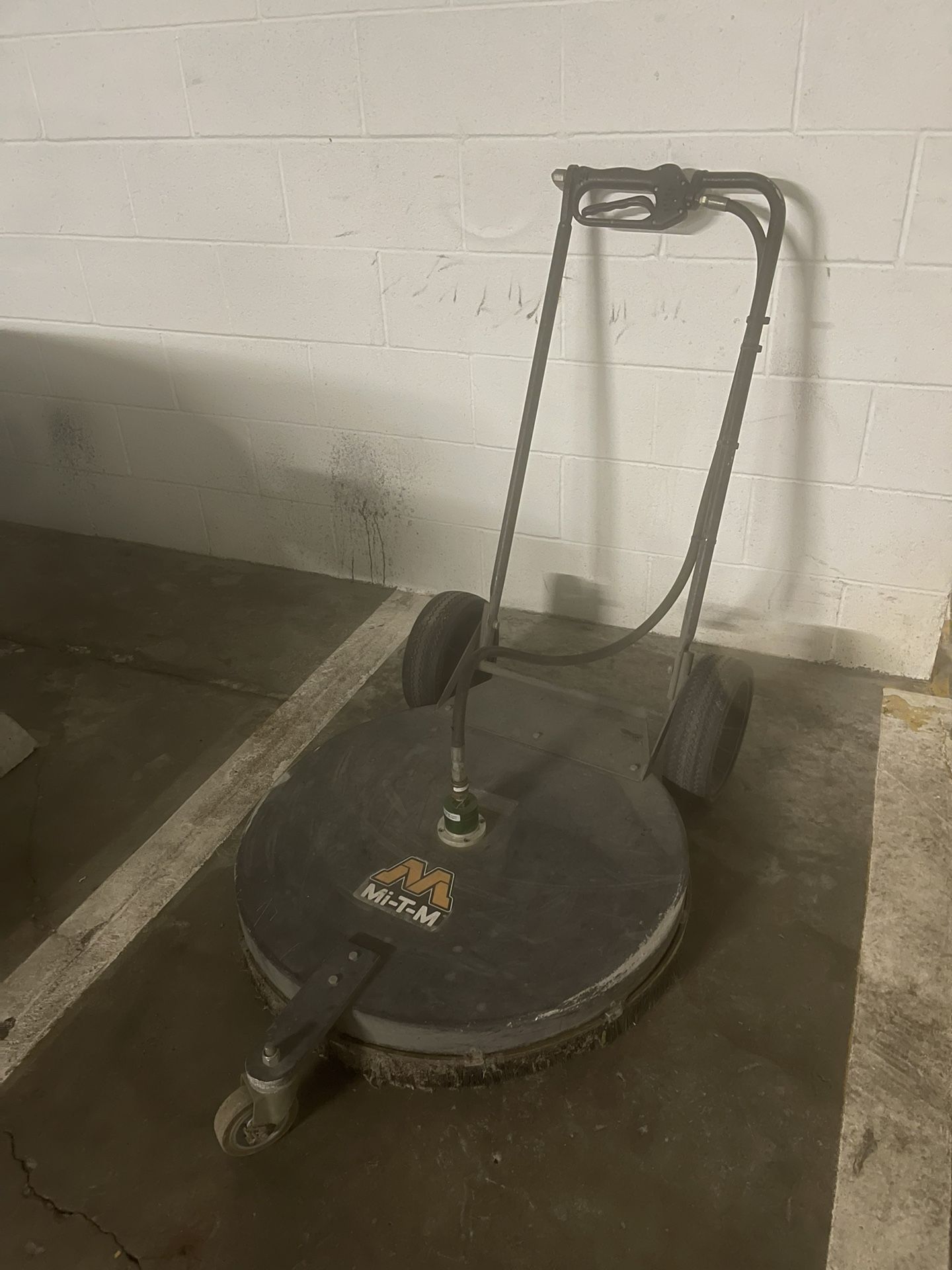 Mi-T-M 28" Rotary Surface Cleaner *GREAT CONDITION*