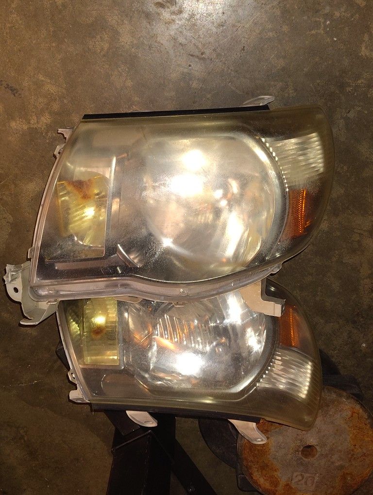 Used 2007 To 2015 Worn Headlight Oxidation