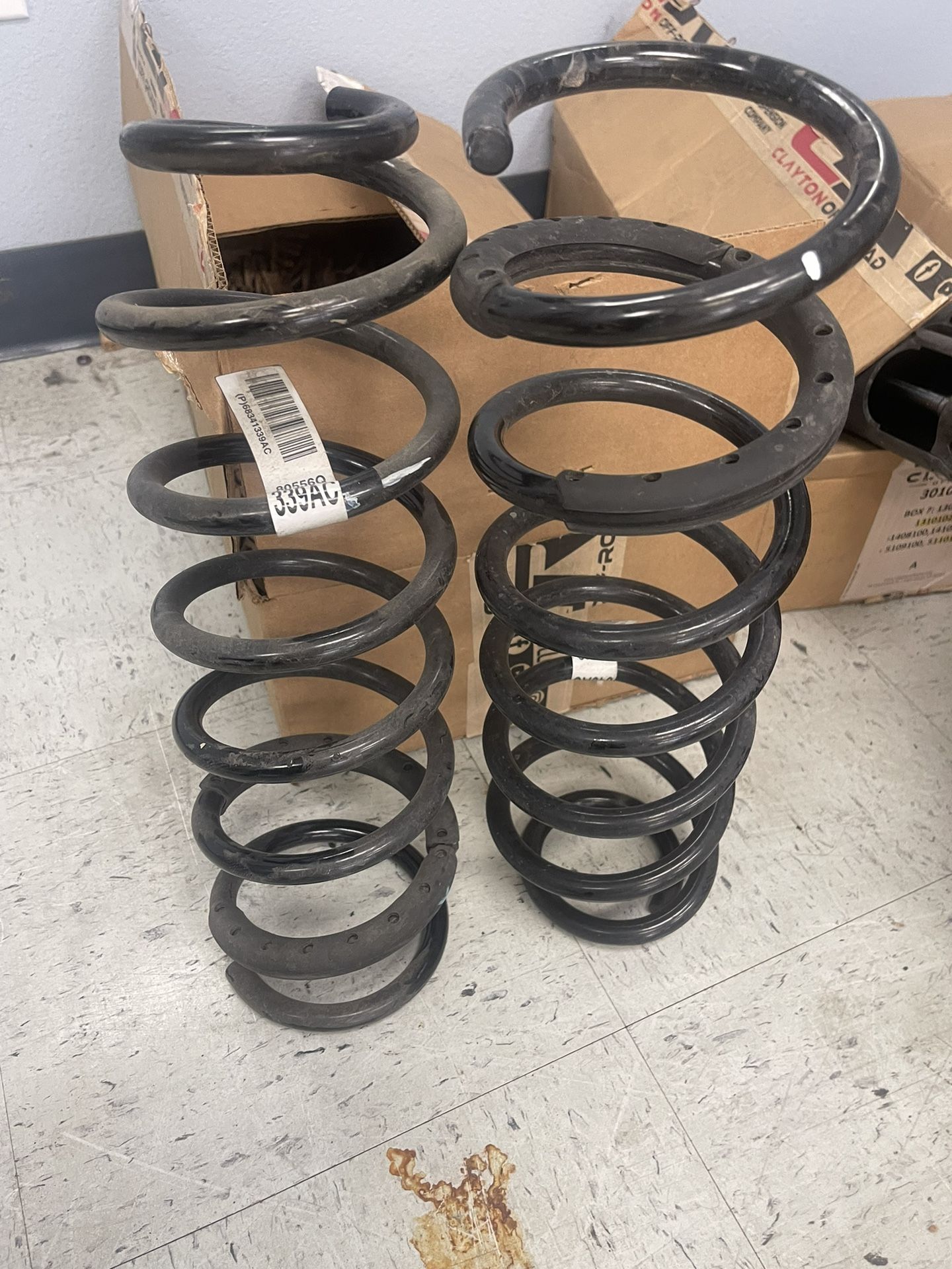 Almotiguadores Y Resortes