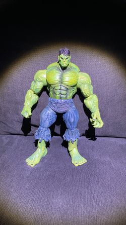 MARVEL SELECT UNLEASHED HULK FIGURE