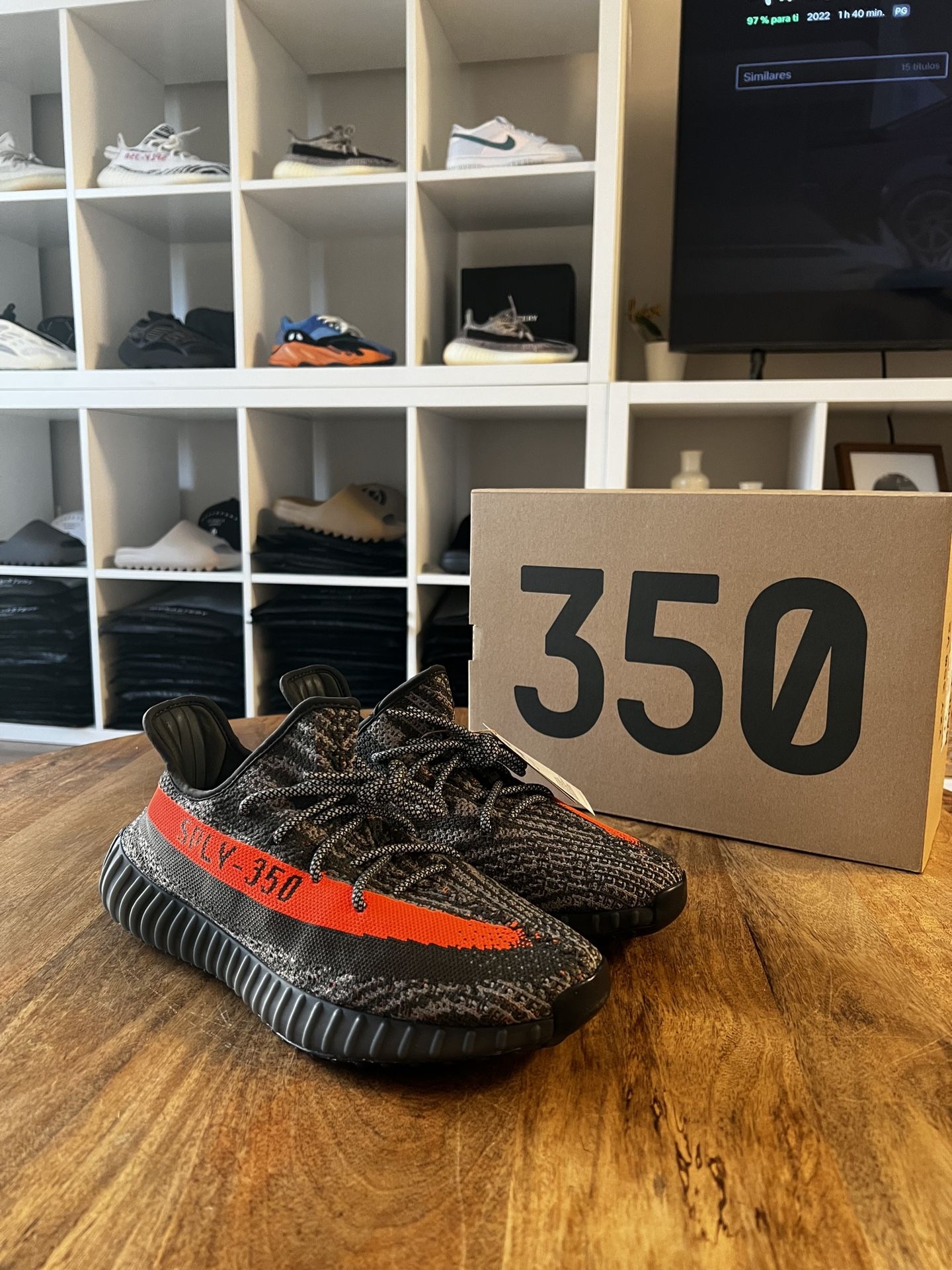 Yeezy 350v2 Carbon Beluga Size 10 11 Deadstock