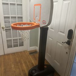 8 Ft Kids Basketball Hoop 