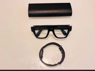 META RAY BAN DISPLAY GLASSES