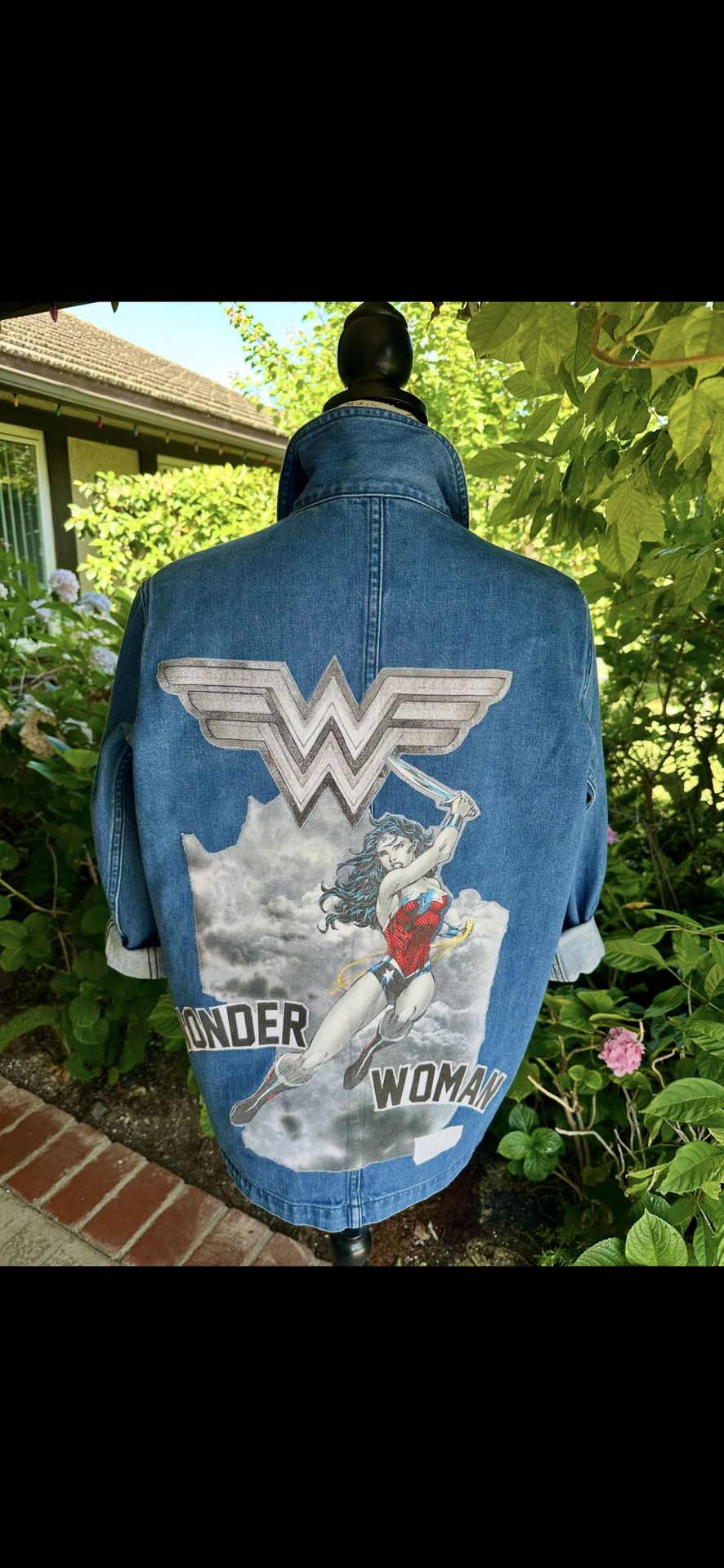 Vintage Women's Wonder Woman Jean Jacket-S-Free Shipping