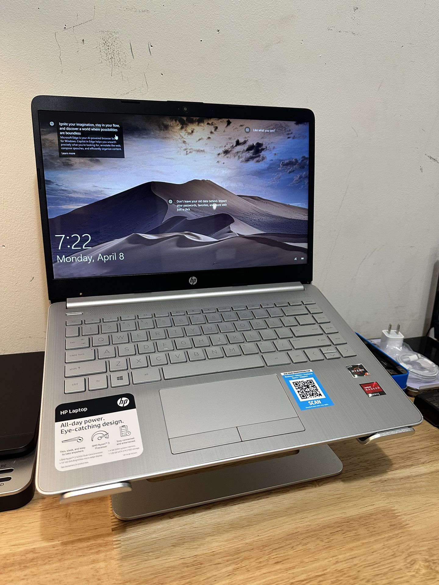 HP 14" Ryzen 3 4GB/128GB Laptop-Silver Excellent Microsoft Office