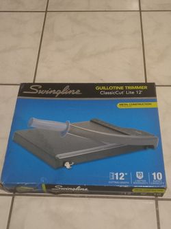 Guillotine Trimmer 12 Inch ,10 Sheet Capacity. Brand New.
