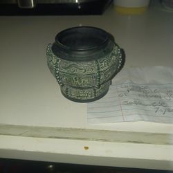 Chinese Maybe Japanese  Jar Wirh Lid
