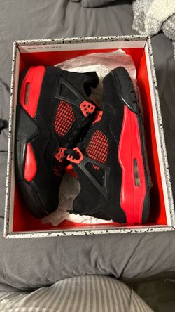 Jordan Thunder Red’s 4s