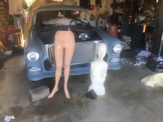 Vintage displays model