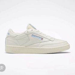 Men’s Reeboks Size 10