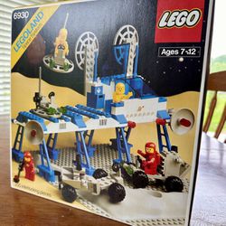 LEGO Space: Space Supply Station (6930) from 1983 - Sealed NiB - EXTREMELY RARE!