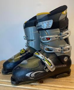 Salomon Ellipse 9.0 Ski Boots Men’s Size 9 U.S. Mondopoint 27
