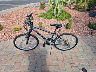 24 inch Huffy Rock Creek Mountain Bike
