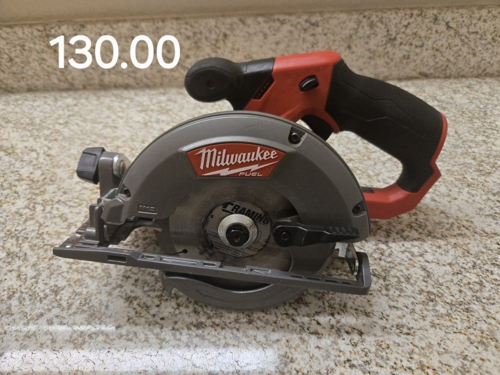 Milwaukee M12 Fuel Circular Saw
