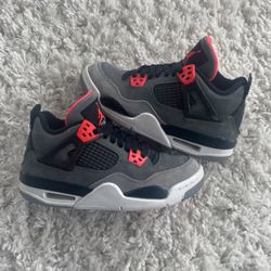 Jordan 4 “infared” 4y/5.5w No Box