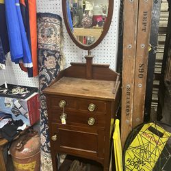 Men’s Antique Shave Station